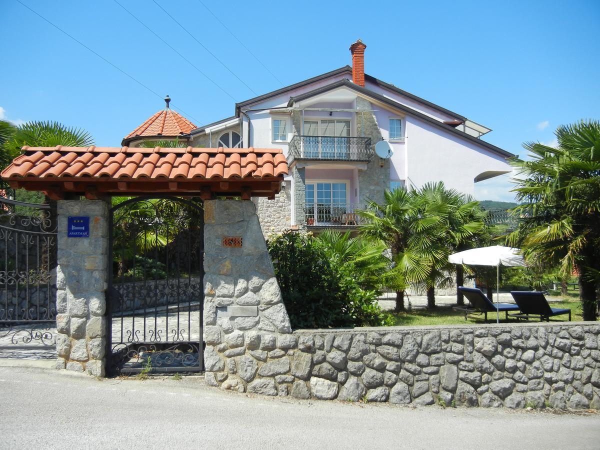 Villa Laurea Ловран Экстерьер фото