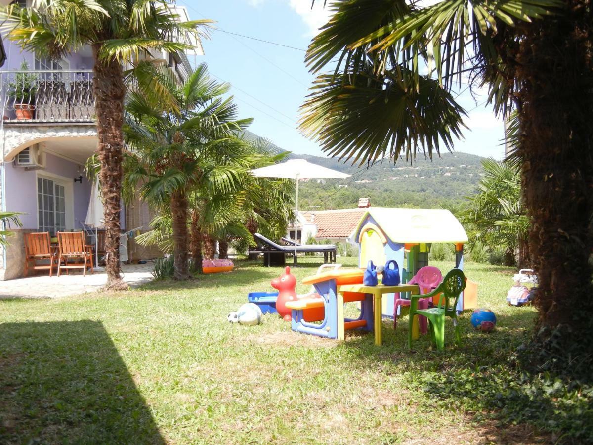 Villa Laurea Ловран Экстерьер фото